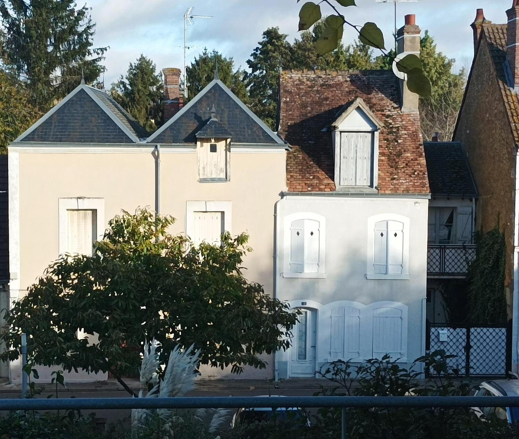 La Maison Au Bord De L'Eau Gracay Exteriör bild